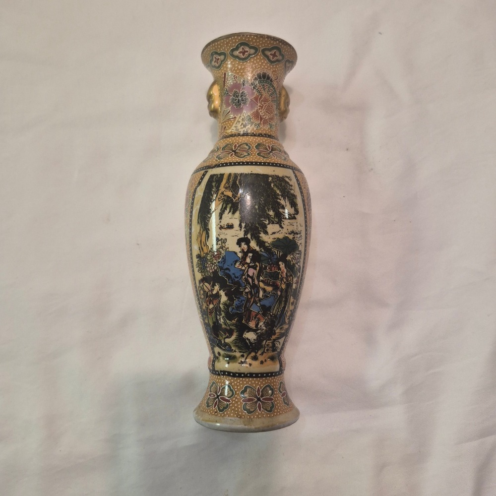 Vintage Japanese Satsuma Style Porcelain Vase Geisha Scenic Gold Gilt 9.5 Inch